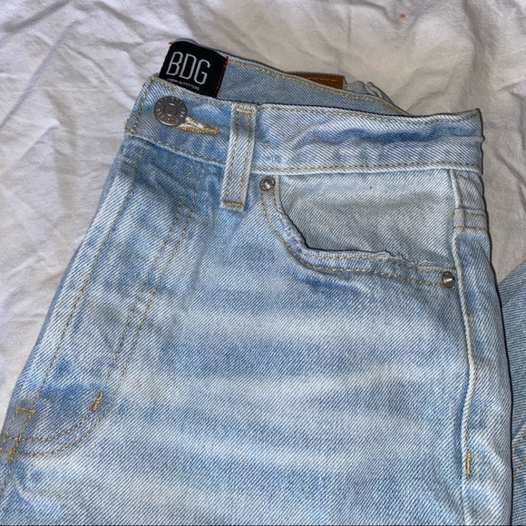 Urban Outfitters BDG Distressed Slim Straight Jean - Picture 2 of 4